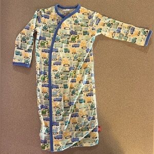 Magnetic Me Baby Gown NB-3 months